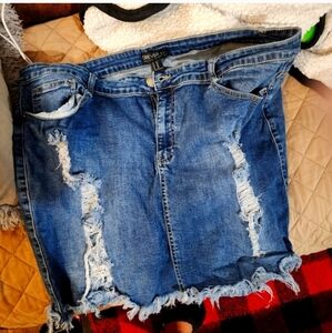 Forever 21 denim distressed skirt 20